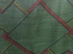 アンティーク　色紙模様織出し本場泥大島紬着物（5マルキ）